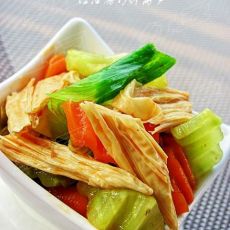夏日小凉菜--红油腐竹拌莴笋的做法步骤