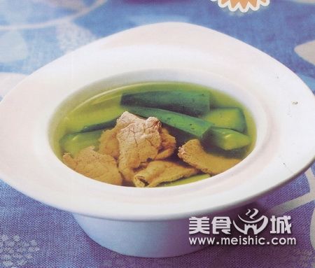 金银花黄瓜肉片汤