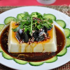 皮蛋豆腐——下酒菜的做法步骤