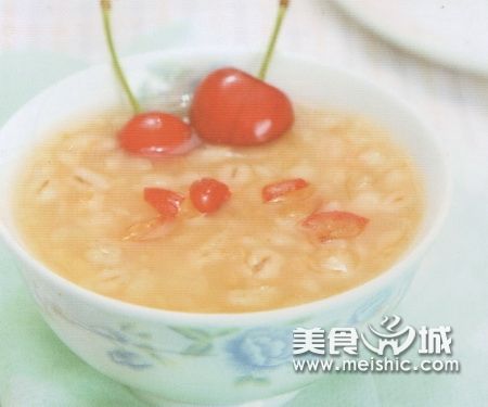 樱桃麦片大米粥