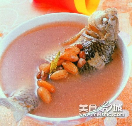 花生小豆鲫鱼汤